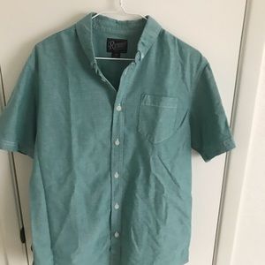 Retrofit Collared Shirt